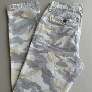 Women's Tommy Hilfiger Gray, Yellow and Cream Camouflage Ankle Pants